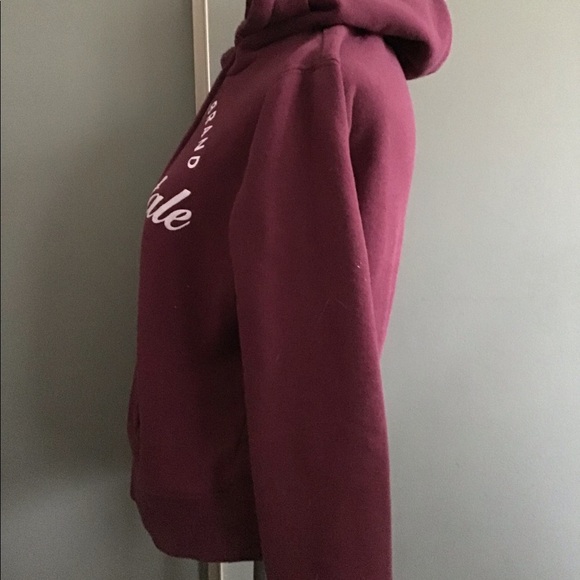 ⛄️ Aeropostale burgundy hoodie - Picture 3 of 7